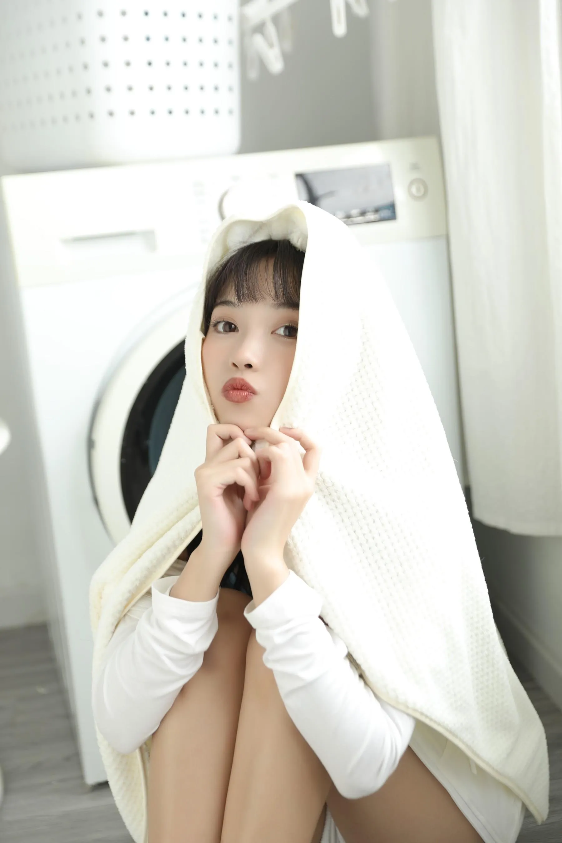[YITUYU艺图语]2022.09.20 夏日酣甜午后 小薇人儿 [37P]插图1